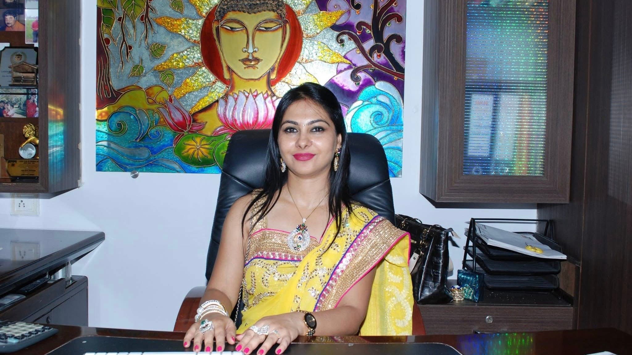 Dr. Swati Bharti at Rootz Dentz, Andheri West